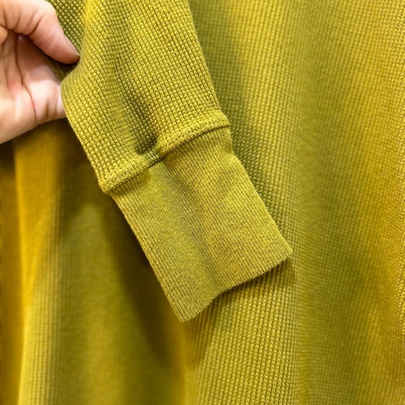 Lou Grey Waffle Knit Henley Women XS Chartreuse Cropped Boxy Casual Fall Layers - Picture 4 of 9